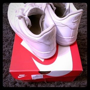 Nike Air force 1 (All white shoe)